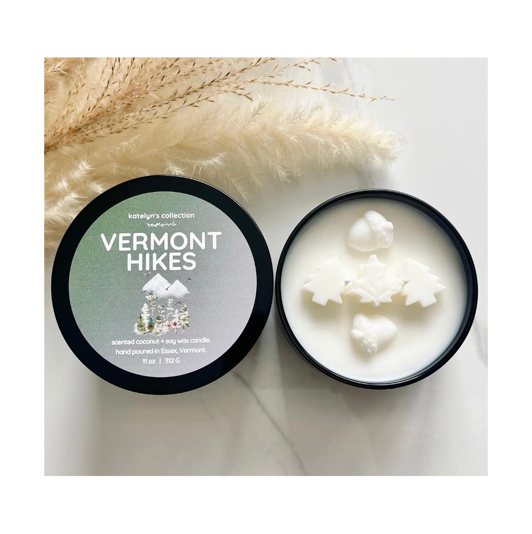 Vermont Hikes: Coconut + Soy Wax Candle | Glass Jar